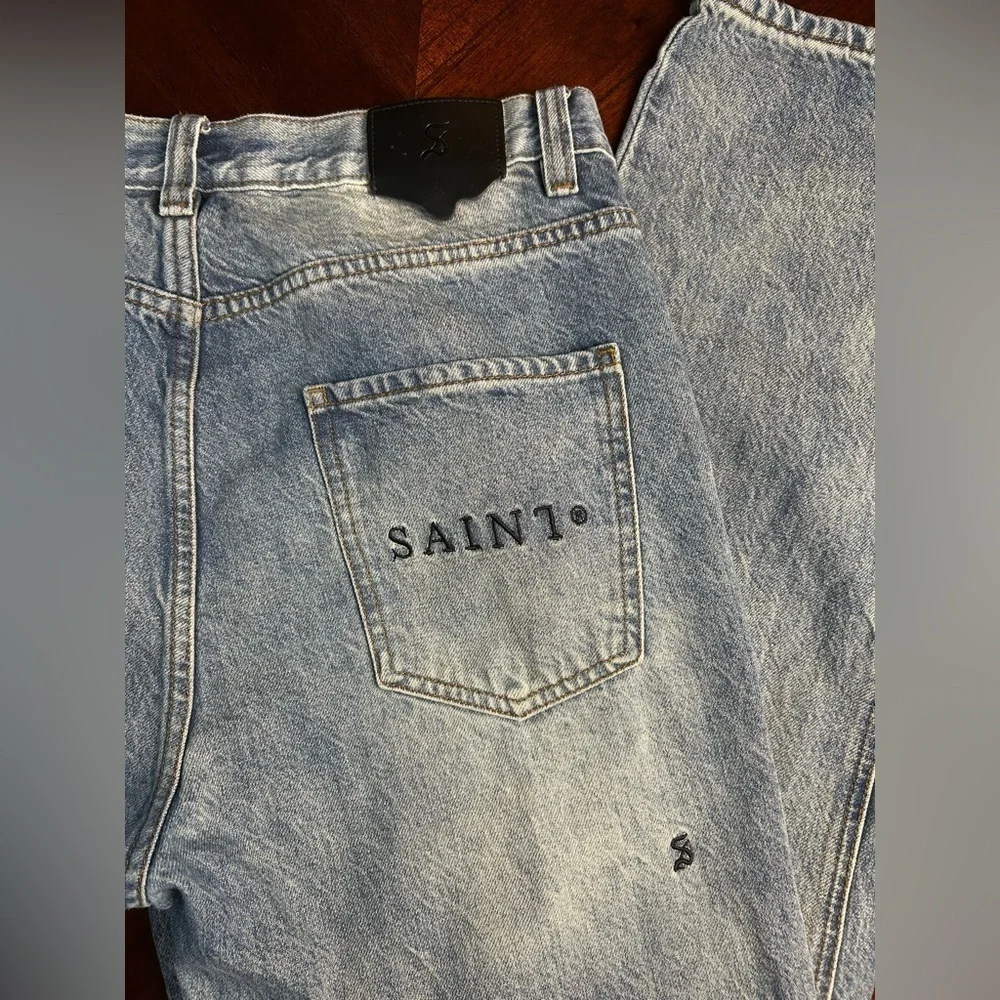 Saint Morta stylish blue
